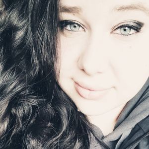 Meet your Posher, Emmy